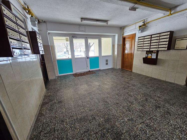 Apartament 3 camere | Berceni | Centrală | 2 balcoane | M. Piața Sudului 12'