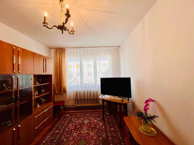 Apartament 3 camere| etaj intermediar |zona Manastur