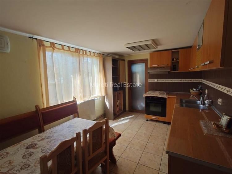 Casa cu gradina si foisor in Brazii Arad - 10