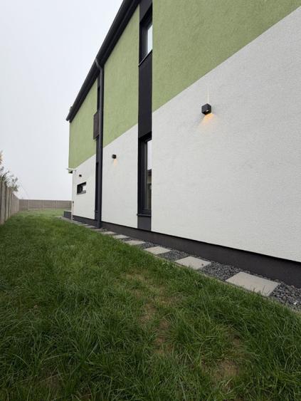 Duplex 4 camere, P+M, 100 mp utili, 20mp terasa - Sag