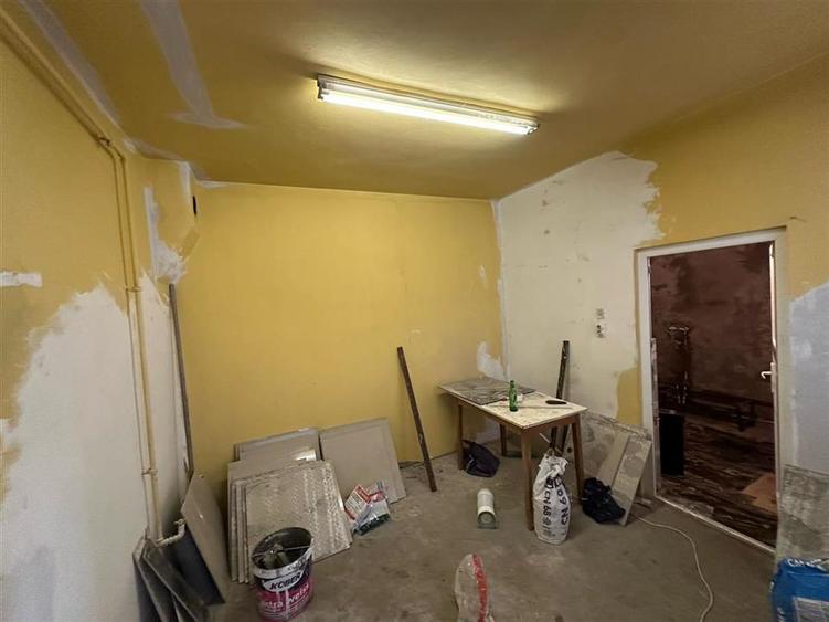 Casa individuala cu 3 camere si 360 mp teren zona Aviatiei