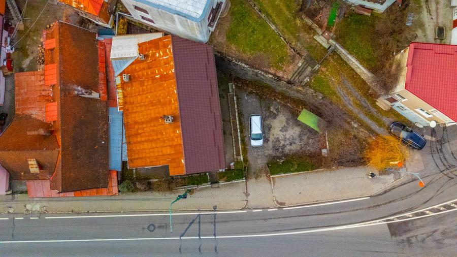 Apartament 3 camere în vilă, 114 mp | Curte | Sinaia
