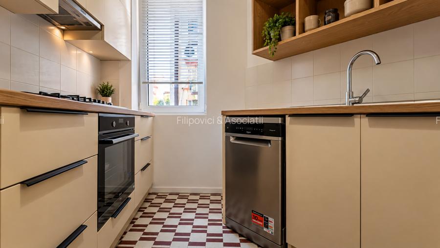 Eminescu - Polona, 4 camere, 144 mp, spatiu office.