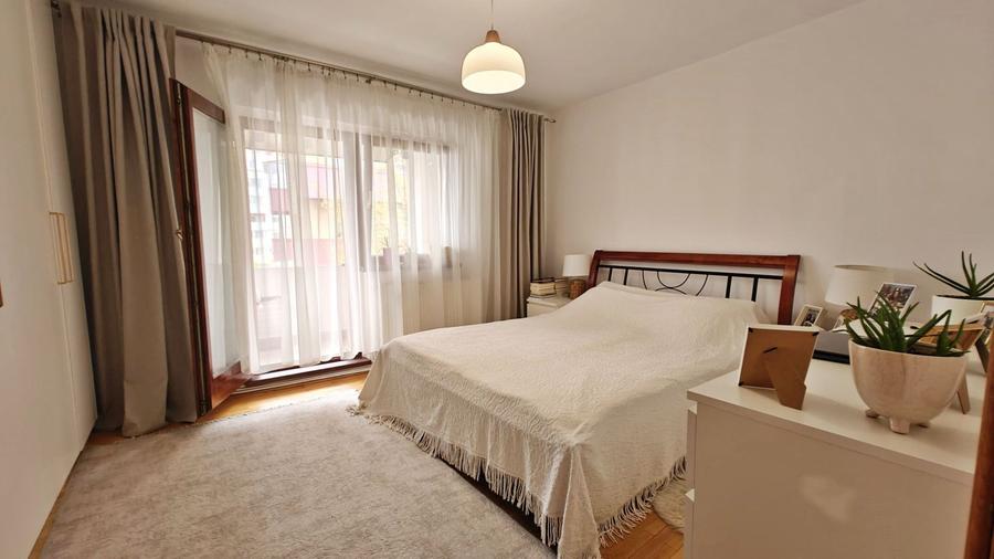 4 camere, decomandat, 2 bai, parcare, finisat modern, Office
