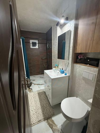 🏡 De închiriat 3 camere nemobiltate, Port, 500 Euro/luna