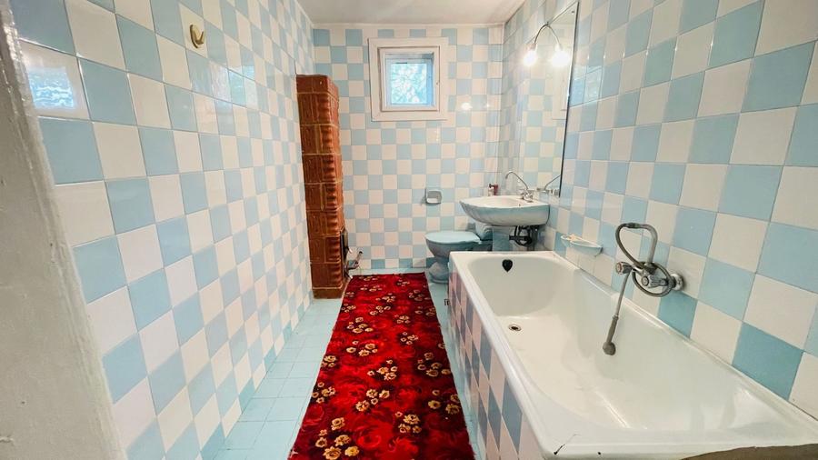 Casa spatioasa cu teren 739 mp in zona Mehala
