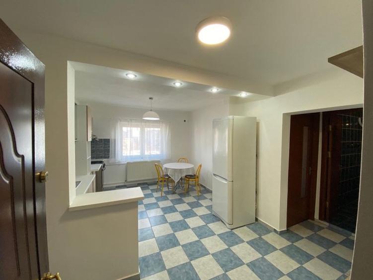 Proprietar închiriez apartament 2 camere decomandat | Vitan Nou | 535 euro