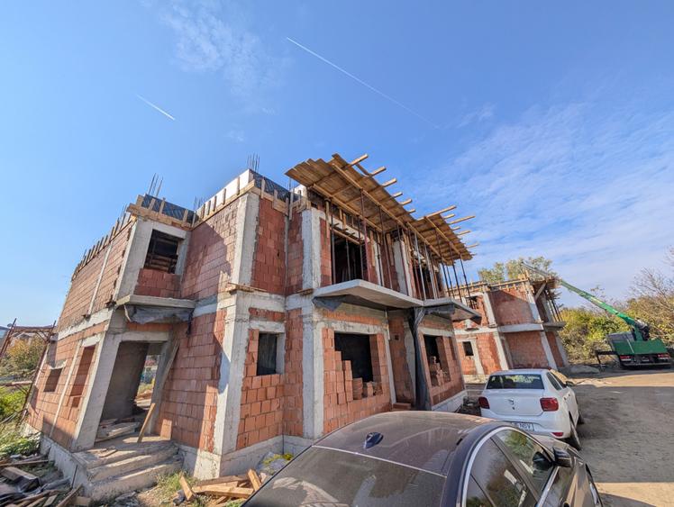 Casa 5 camere 180mp | 0 comision | Otopeni Train Vuia | 220mp teren