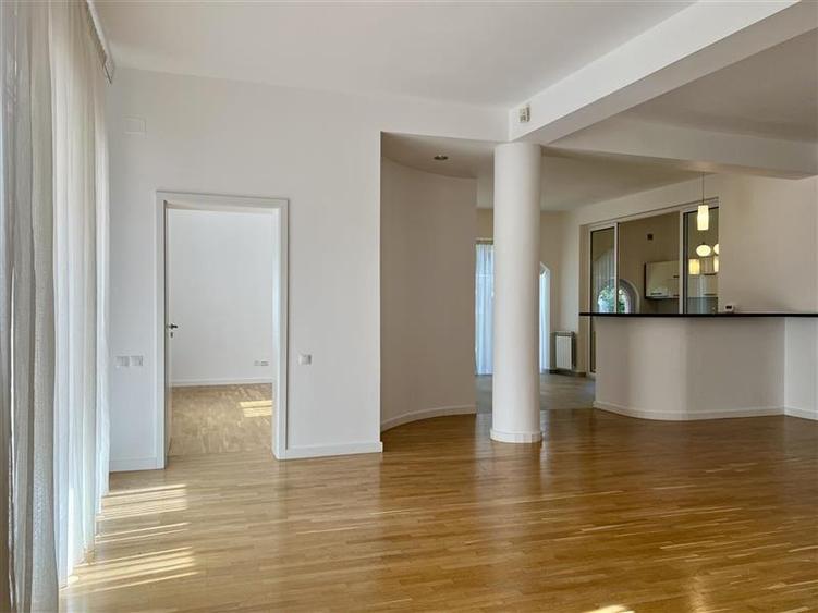 Vila premium in ansamblu superb | Iancu Nicoale - British School