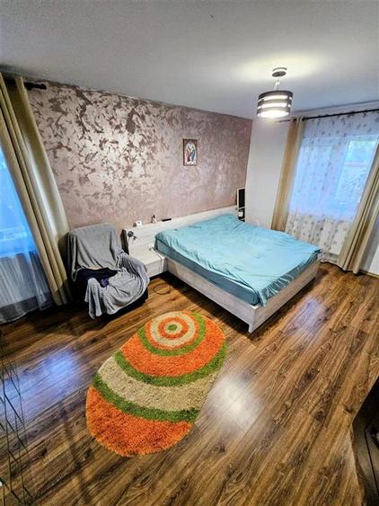 Casa 4 camere, constructie 2015, teren 1000 mp, Varsatura