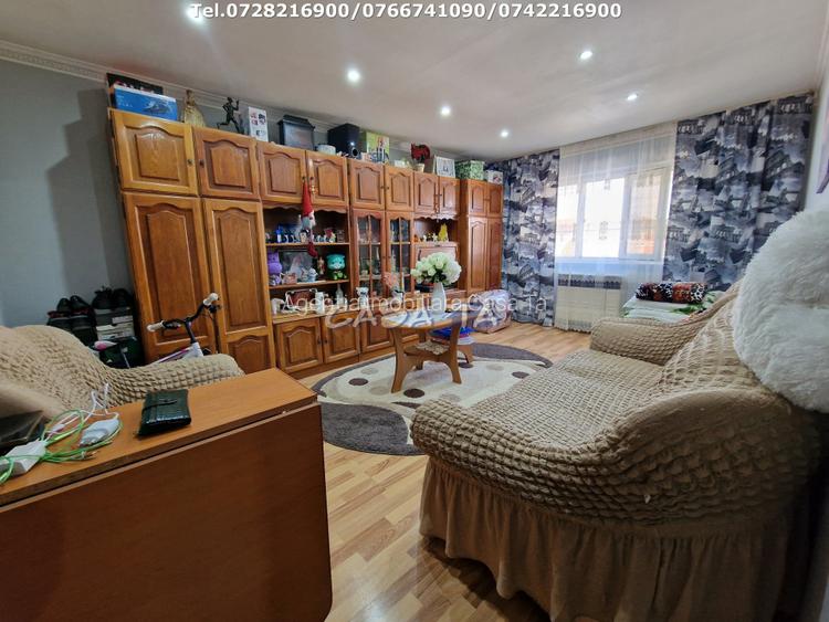 Apartament 2 camere, situat in Rovinari, Str. Florilor  - 3