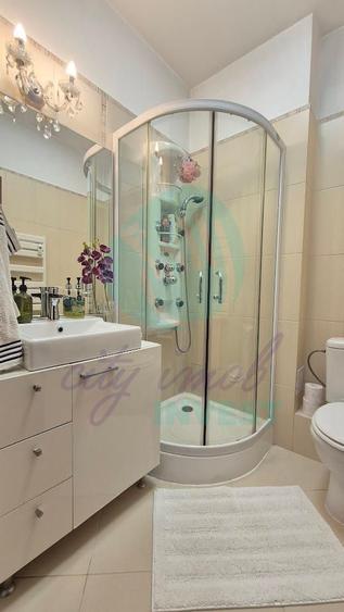 Apartament 4 camere cu garaj
