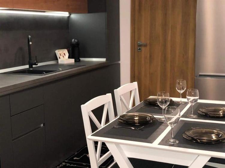 Apartament de inchiriat 2 camere, Tractorul, Brasov