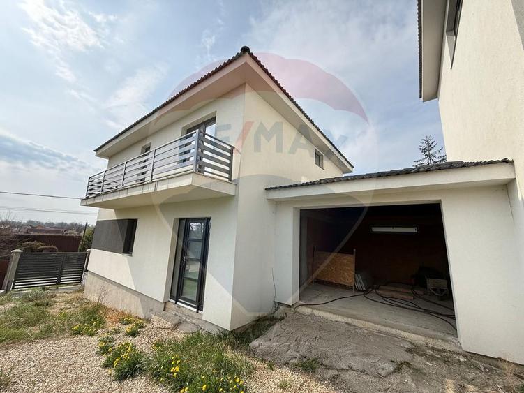 Casă de vânzare semifinisată, 4 Camere 145 mp utili,Făcliei