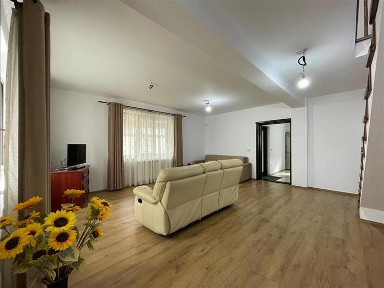 Vila P+1 de vanzare zona 9 Mai Tulcea