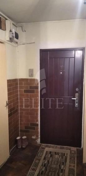 Apartament 4 camere în zona ION ANTONESCU- MC DONALDS