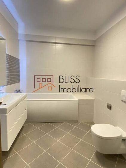 Apartament renovat cu 3 dormitoare și vedere spre parc