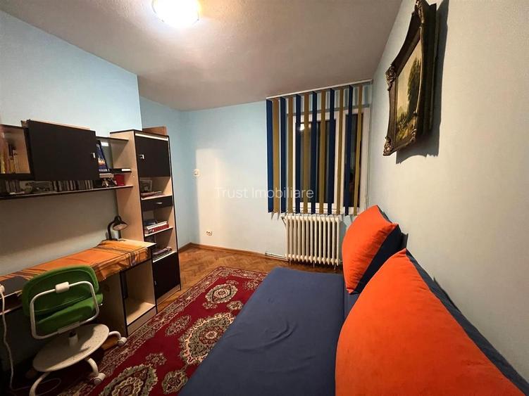 Ap 3 camere l etaj 1 l Ultracentral l Loc de parcare