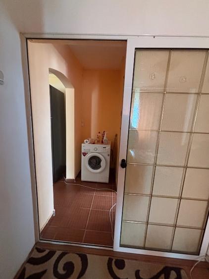 Apartament 2 camere, zona centrala, 47 mp, mobilat, loc de parcare - Strada Gene