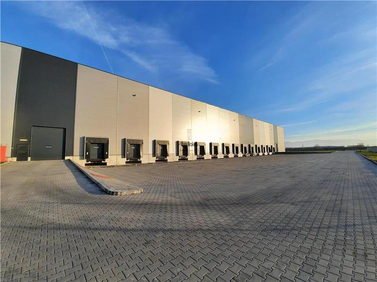Spatiu Industrial - 1800 mp - Logistica - Productie - Depozitare - Distributie