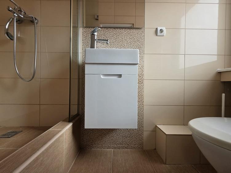 ROMANA - Garsonieră cochetă de închiriat – fix în centrul acțiunii ! Totul NOU!