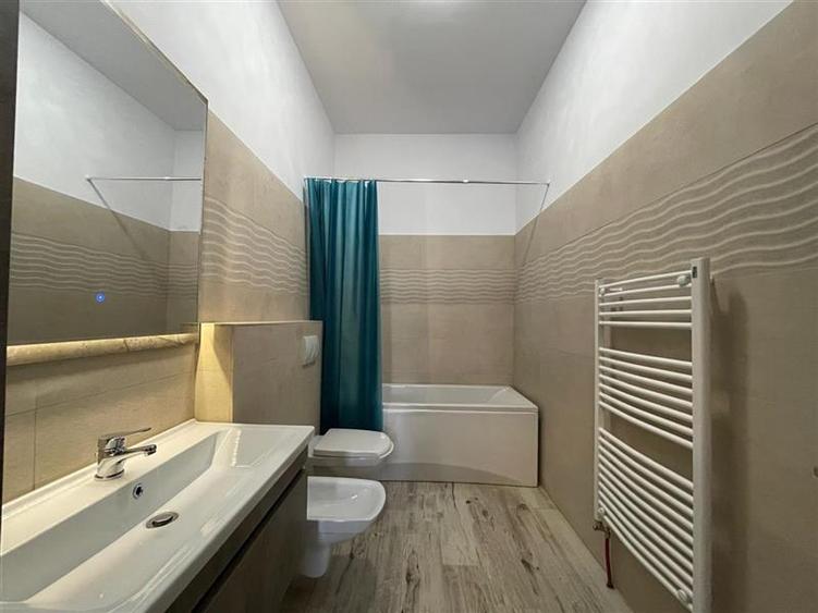 Apartament 4 camere de inchiriat zona Coral- Tulcea