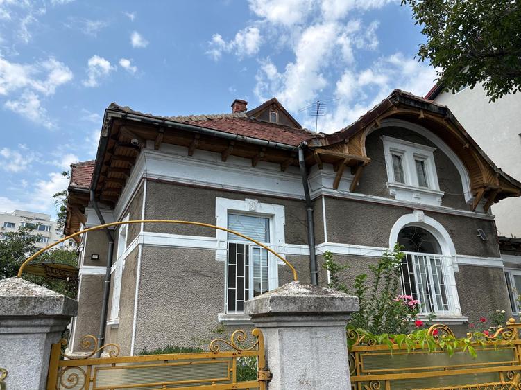 OPORTUNITATE ! Casa cu 1.000 mp teren Ultracentral I Mosilor Dacia