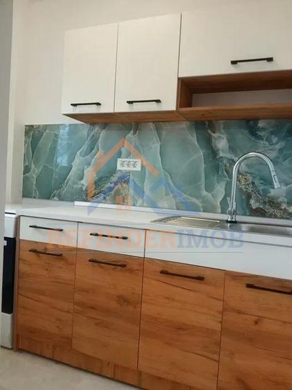 Garsoniera moderna prima inchiriere l Bdul Constantin Brancoveanu - Strada Izvor