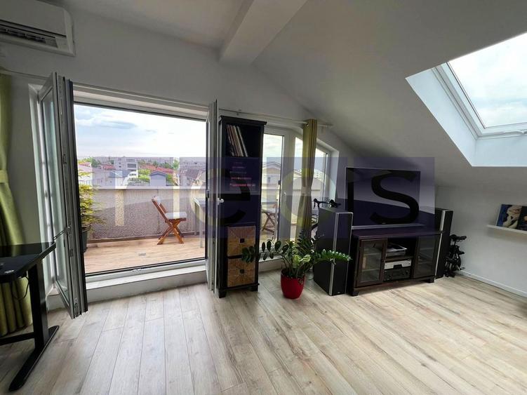 VANZARE 3 CAMERE DECOMANDAT