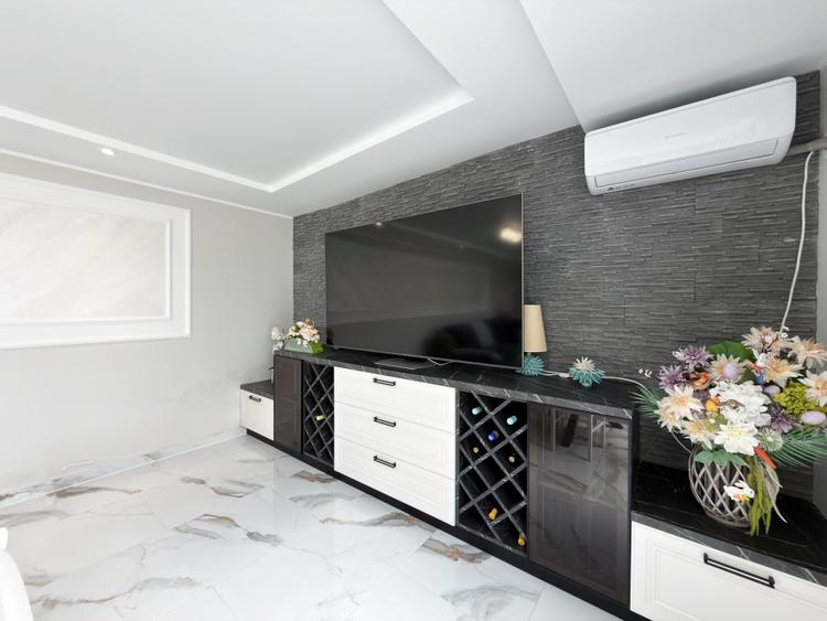 Cumpăna -Vilă nouă P+1 cu 4 camere-Complet mobilată și utilată-Design modern