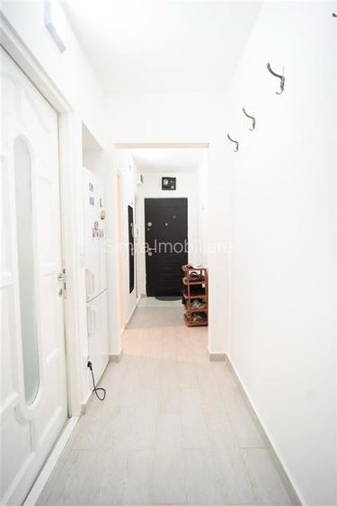 Apartament cu 2 camere decomandat, Nufarul - 8