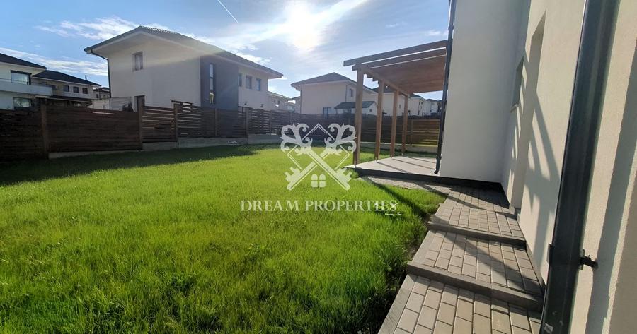 COMISION 0%! Casa individuala 4 camere, 3 bai, teren 440 mp, Dezmir