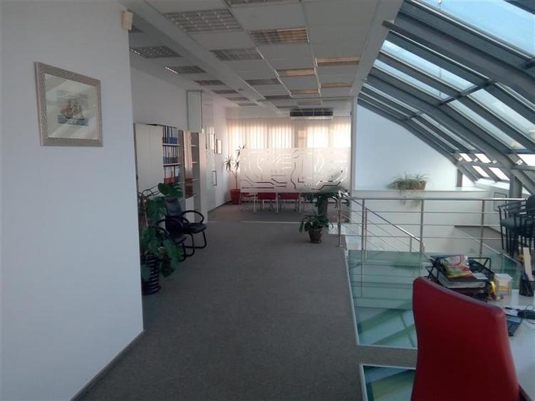 Cladire de birouri in zona ultracentrala - de vanzare