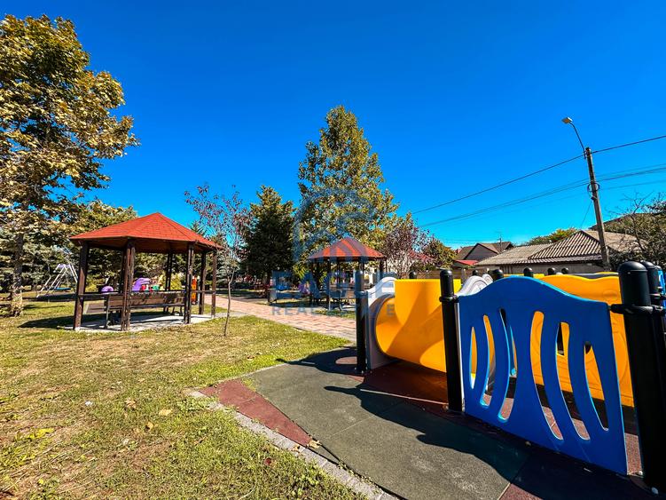 Lazu, Parc - 2 Camere cu parcare la prima inchiriere in bloc nou