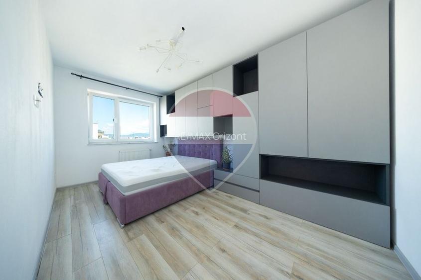 Un apartament cu priveliste, lumina si o pozitie excelenta in Brasov