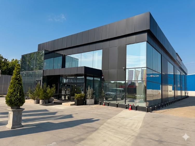 Showroom Luxos în Zona Nord București