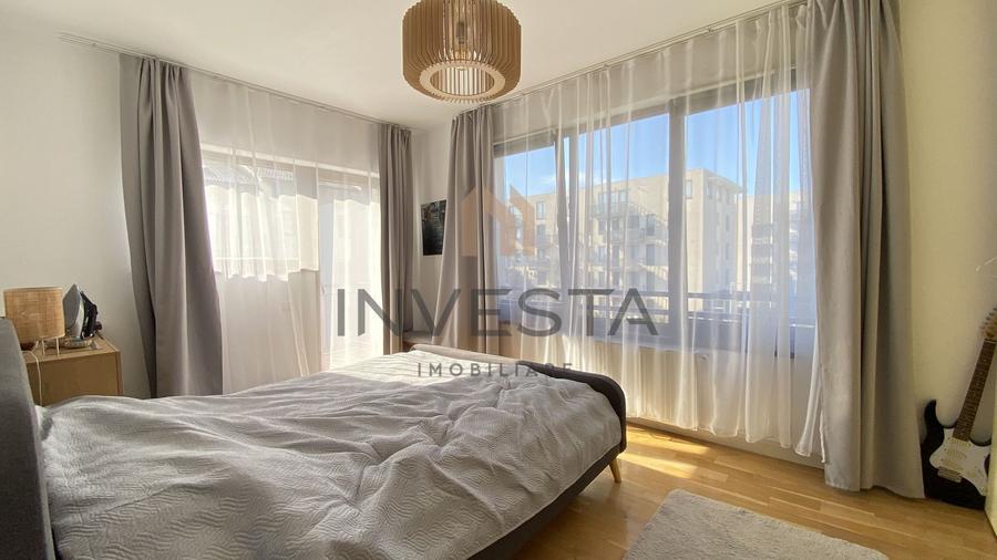 Apartament cu 3 camere , singur pe nivel, loc de parcare, Buna Ziua