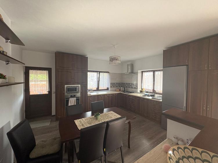 Chirie Casa zona strazii Crasnei finisata mobilata utilata 800eur/luna