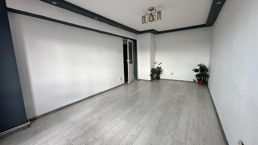 PACURARI ESPLANADA MIMOZA 2 CAMERE DECOMANDAT 58 MP BLOC 1987 COD 163395