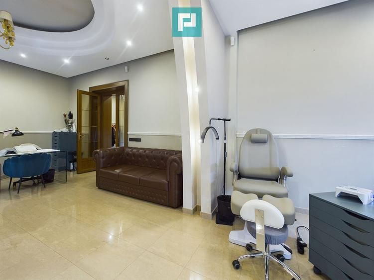 Post manichiură în salon Ultracentral