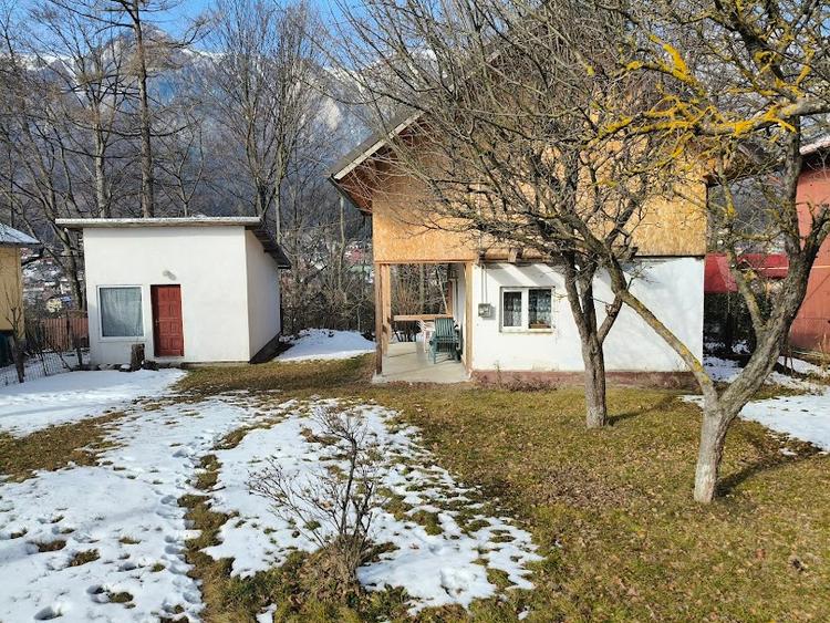 Casa de vanzare in Busteni, 500 mp teren!!