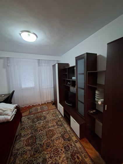 Apartament 3 camere de inchiriat