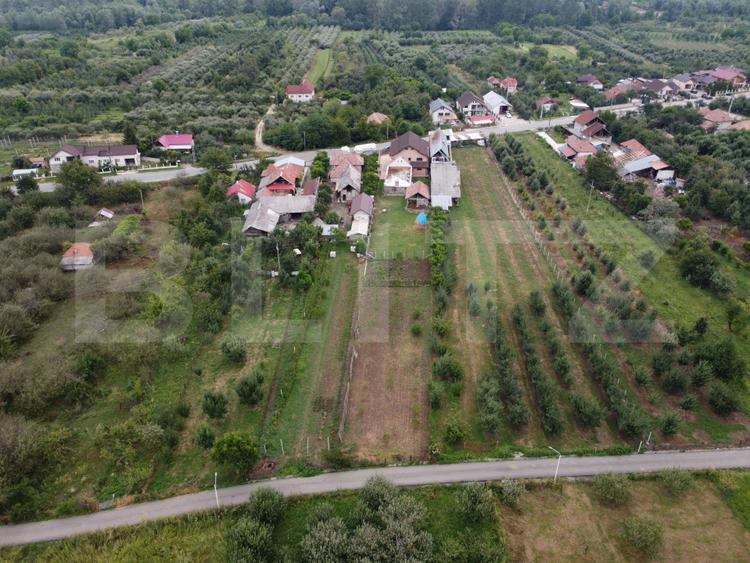 Casă 80% finalizată, 207 mp, teren 2.360 mp — zonă montană Gemenea Brătulești