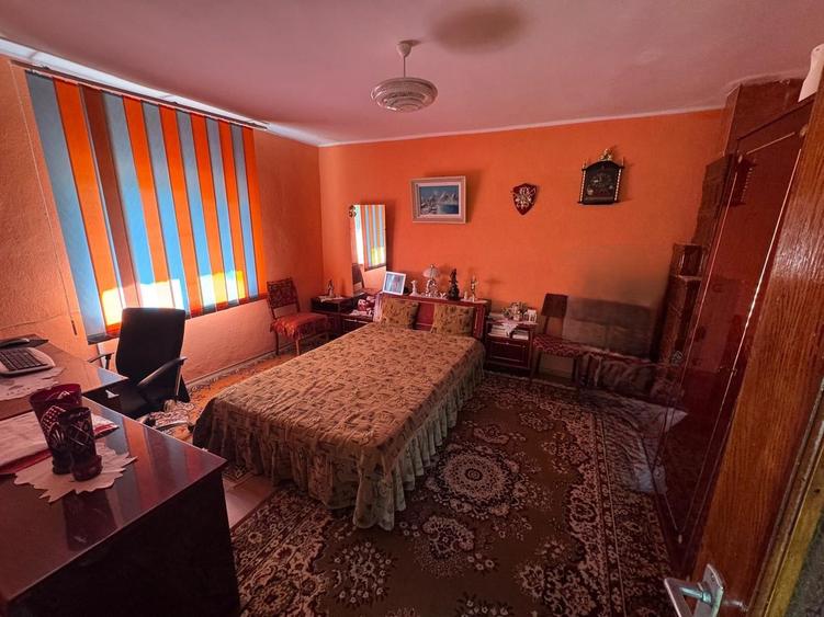 85.000 Euro- casa +magazin+garaj in com Smardan, sat Cismele,
