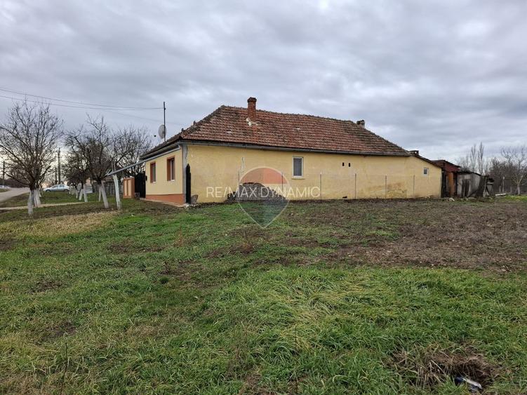 Teren intravilan de vânzare 1,241mp Frumuseni, Arad
