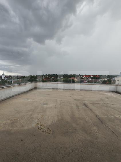 Penthouse 3 camere, 60.60 mp, terasa 60 mp, zona Centrala