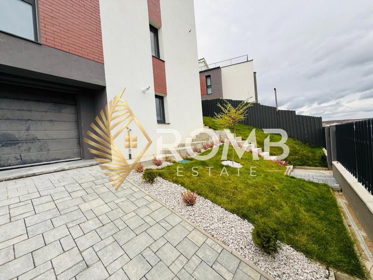 Duplex semifnisat, 202 mp utili, teren 261, panorama, zona strazii Teilor!