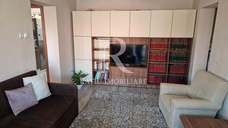 Apartament cu 3 camere | Zona Universității | Oradea