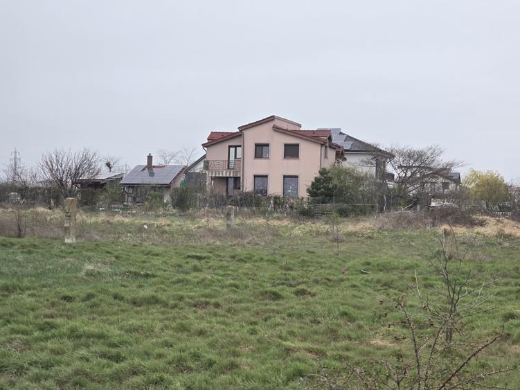 Teren de vanzare in Constanta zona Km 5 Veterani