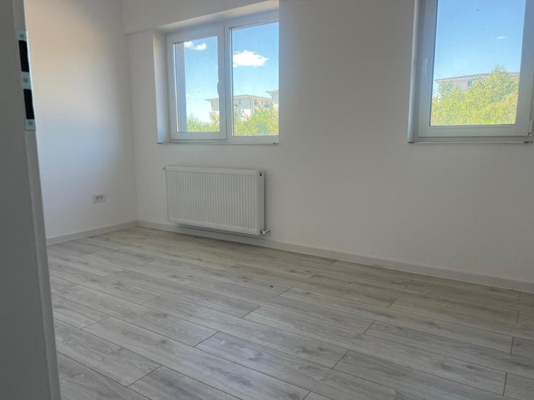 Apartament cu 3 camere decomandat Platou Galata Cod 146199